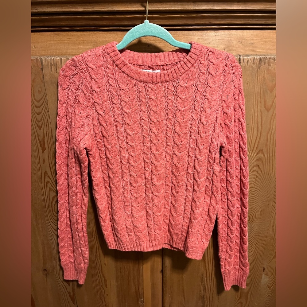 American Eagle Pullover Sweater